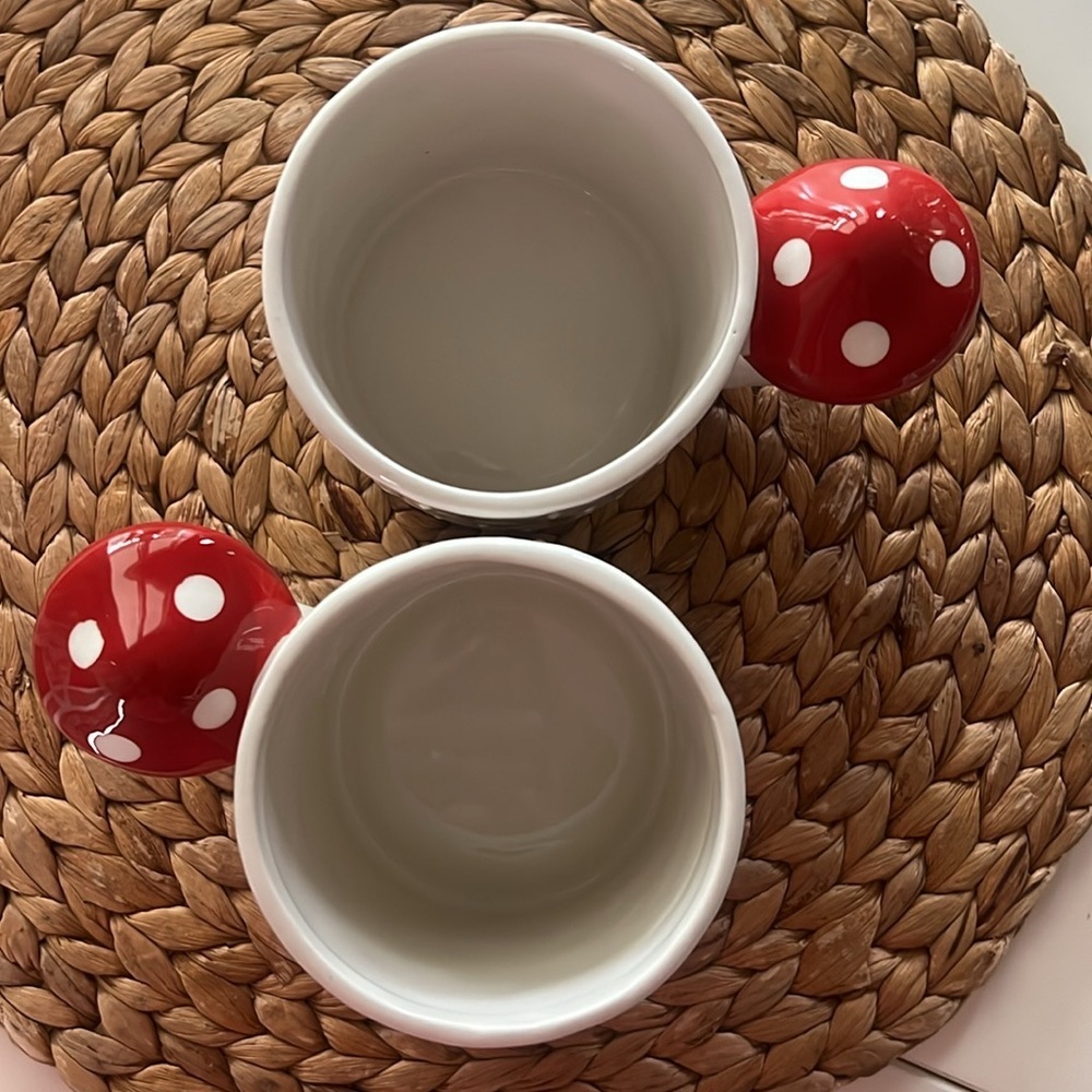 Sheffield Home Mushroom Red Mug - Picture 3 of 4